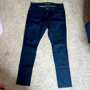 Levi 531 skinny Jeans in dark blue.